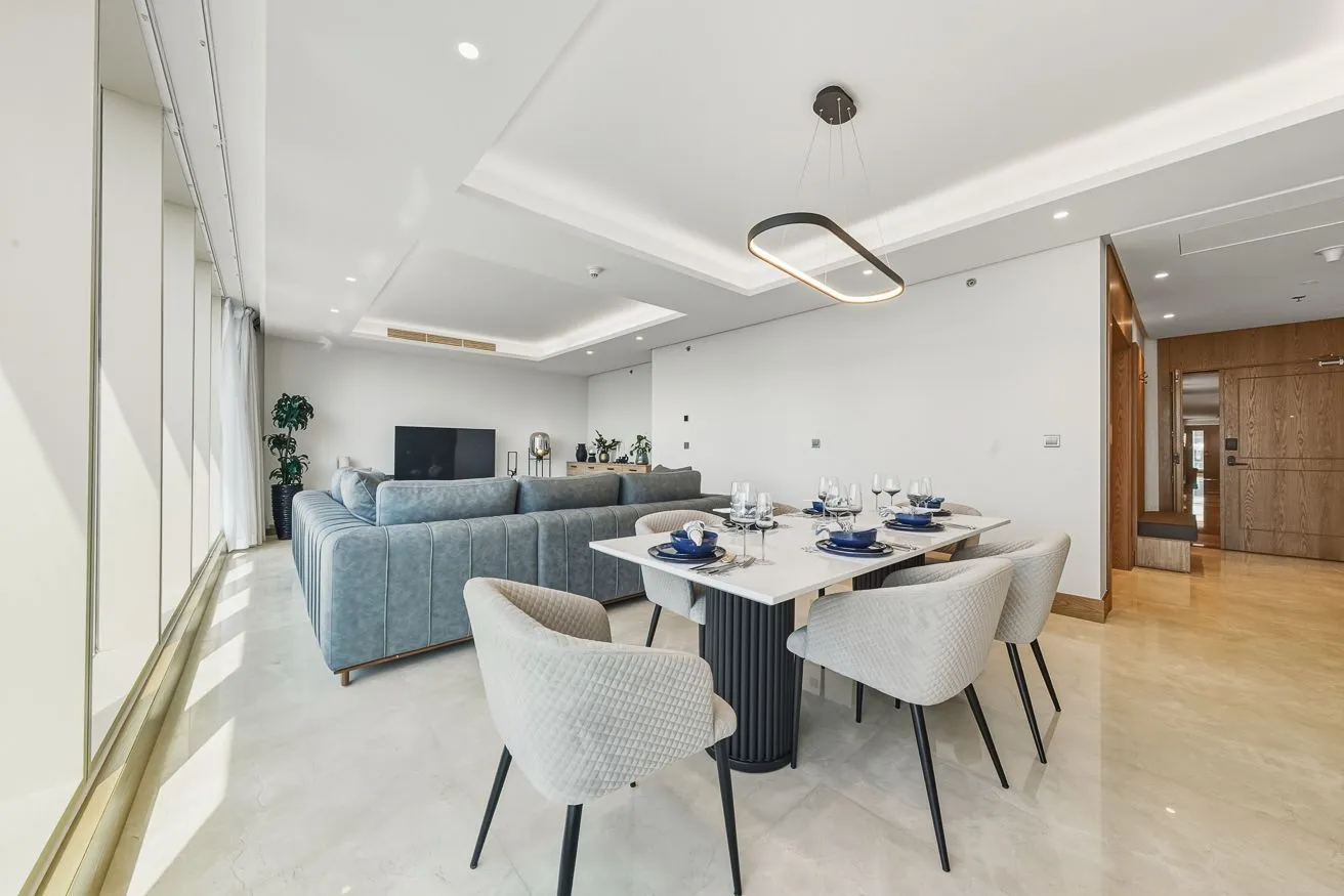 3–4 Bedroom Apartments